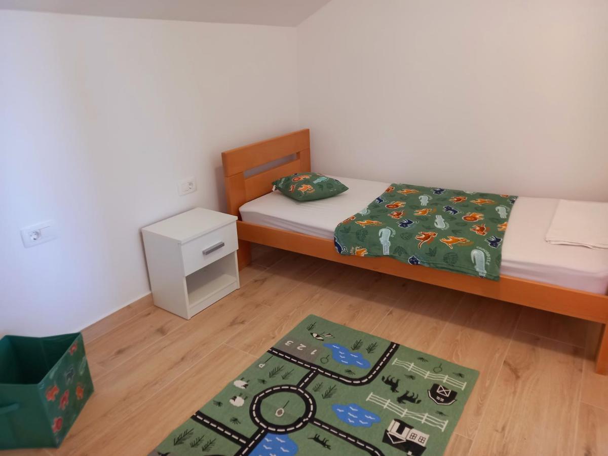 Apartman La Marija Prizba Eksteriør bilde